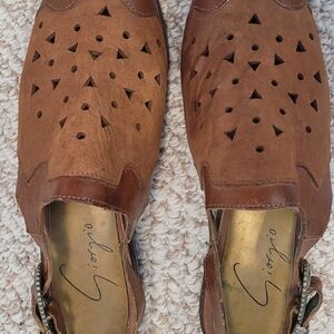 Giorgio leather shoes size 8.5 USA brown
